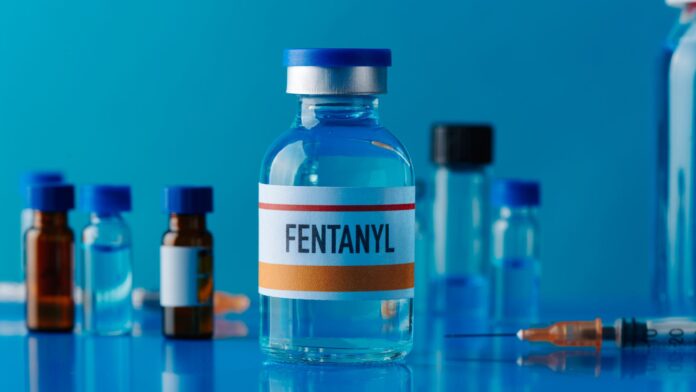 droga-degli-zombie,-in-italia-la-situazione-fentanyl-“e-sotto-controllo”:-parola-del-ministero