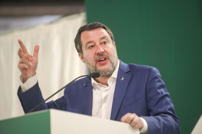 salvini-contestato-da-ambientalisti-a-trento:-“non-avete-capito-niente-della-vita”