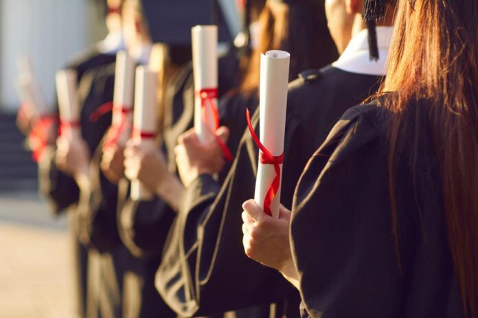 crescono-laureati-stem,-ma-solo-per-14-donne-su-mille-indirizzi-scientifici-e-tecnologici